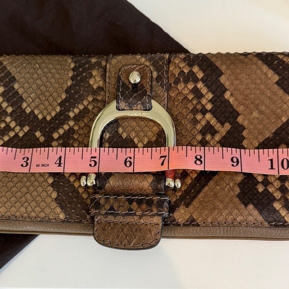 Gucci Snakeskin Bamboo Croisette Clutch Black Blue 1639078  GUCCI SNAKESKIN CLUTCH